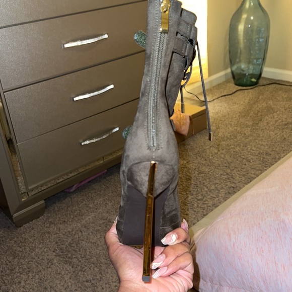 Stiletto booties - Picture 3 of 4